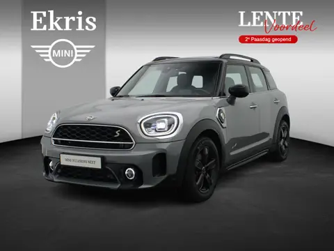 MINI Countryman Cooper S E ALL4 Comfort Pack + Glazen panoramadak + Achteruitrijcamera + Park Assist