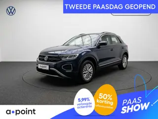 Volkswagen T-Roc 1.5 TSI Life 150 pk Automaat (DSG) | Navigatie via App | Parkeersensoren (Park assi