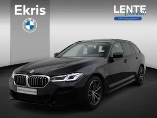 BMW 5 Serie Touring 530e High Executive | M Sportpakket | Parking Pack | Trekhaak | Panoramadak | La