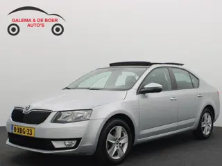 Skoda Octavia 1.2 TSI Greentech Ambition 1STE EIG / PANORAMADAK / TREKHAAK / AIRCO / PDC / BLUETOOTH