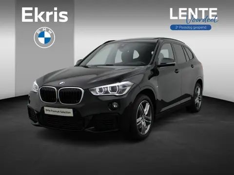 BMW X1 sDrive20i High Executive | M Sportpakket | Achteruitrijcamera | Panoramadak | Driving Assista