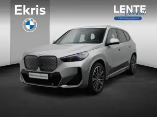 BMW iX1 eDrive20 M Sportpakket Pro | Premium Pack | Comfort Pack | Stuurwielrand Verwarmd | Panorama