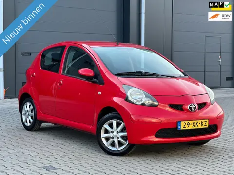 Toyota Aygo 1.0-12V + 5DRS + AIRCO + ELEKTR-RAMEN