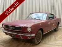 Ford USA Mustang Fastback / 1966 / 3-Speed Manual / 3,3 Liter 200 Cu 6-cilinder / / Project