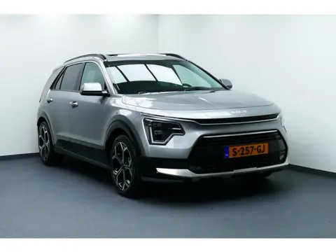 Kia Niro 1.6 GDi Hybrid ExecutiveLine. Schuifdak, Stoel&StuurVerw, Stoel Ventilatie, 18"LMV
