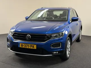 Volkswagen T-Roc 1.5 TSI 150PK DSG Sport Business Team Apple/Android/Navi / Afn. Trekhaak / Stoel & 