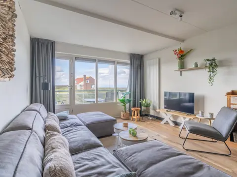 Smaakvol ingericht appartement bij De Koog met zicht op de duinen