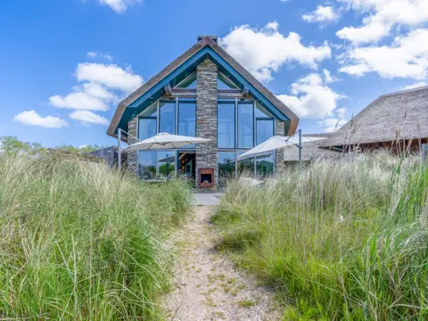 Luxe duurzame villa aan de rand van De Koog