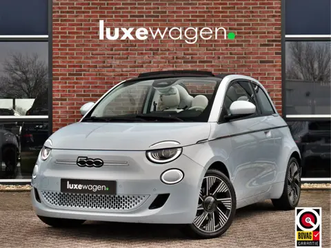 Fiat 500C La Prima 42 kWh Celestial Blue incl-Winterset ACC Stoelverw Camera Carplay