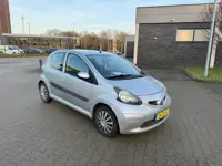 Toyota Aygo 1.0-12V +. AUTOMAAT