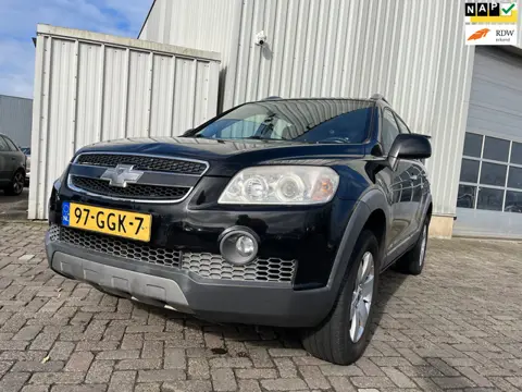 Chevrolet Captiva 2.4i Style 2WD SCHADEAUTO!!