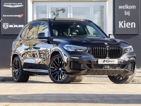 BMW X5 xDrive45e High Executive M-Sport | Pano | M-Stoelen| Diamant | Luchtvering | 394 PK