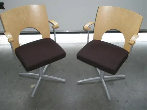 1x SET 2 stoelen Kinnarps