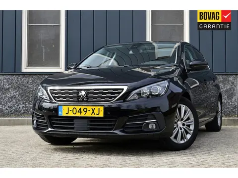 Peugeot 308 1.2 PureTech Allure Rijklaarprijs-Garantie Panoramadak Navigatie Airco Trekhaak