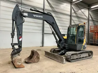 Volvo ECR 88 D (bj 2013)