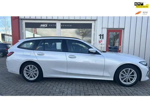 BMW 3-serie Touring 320E WideScreen/Leer/LED