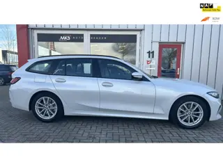 BMW 3-serie Touring 320E WideScreen/Leer/LED