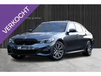 BMW 3-serie 320i xDrive Executive Edition 2e eigenaar | M-Pakket | Schuif-/kanteldak | Standkachel |