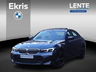 BMW 3 Serie Sedan 318i M Sportpakket | Comfort Pack | Elektrisch bediend glazen schuif-/kanteldak | 