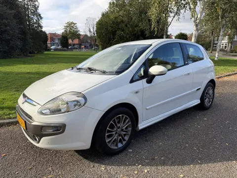 Fiat Punto Evo 1.3 M-Jet Dynamic YOUNGTIMER EURO 5 NAP