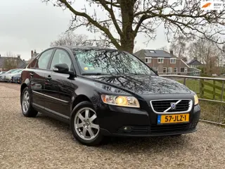 Volvo S40 2.4i Edition I | Nieuwe Apk + Cruise + Airco Nu € 2.450,-!!!