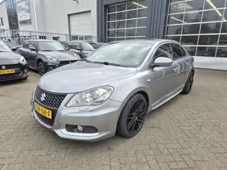 Suzuki KIZASHI 2.4 Sport mt / 19-inch