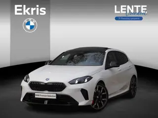 BMW 1 Serie 120 High Executive | M Sportpakket Pro | Panoramadak | Innovation Pack | Iconic Glow | L