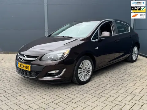 Opel Astra 1.4 Turbo Sport / Navi / Nap