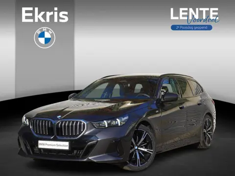BMW 5 Serie Touring 520i M Sportpakket | 20 inch LM M Sterspaak | Driving Assistant Plus | Harman-Ka