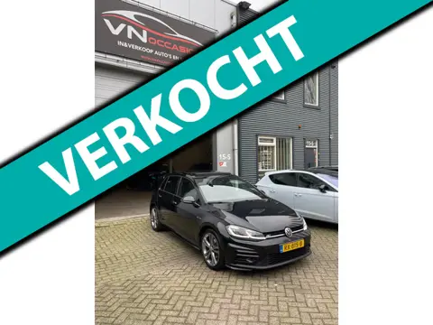 Volkswagen Golf 1.4 TSI DSG R LINE FACELIFT PANO VIRTUAL LED