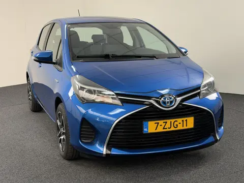Toyota Yaris 1.5 Hybrid Aspiration Automaat Navi / Camera / Bluetooth / Afn. Trekhaak / Climate en C