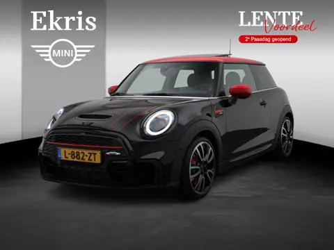 MINI 3-deurs John Cooper Works Comfort Plus Pakket | 18" JCW Circuit Spoke | Stuurwielrand Verwarmd 