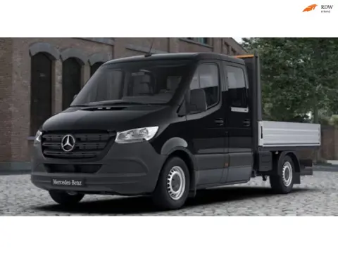 Mercedes-Benz Sprinter 317 CDI AUTOMAAT LEDER 6 PERSOONS TREKHAAK 3.5T
