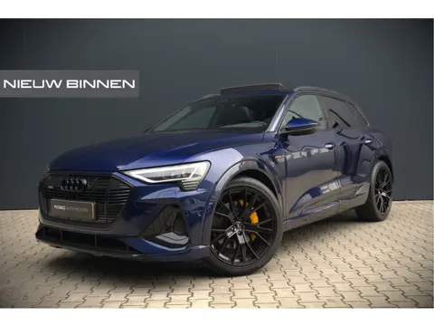 Audi e-tron e-tron 50 quattro Launch edition Black 71 kWh S-Line | Panoramadak | Stoelverwarming | A
