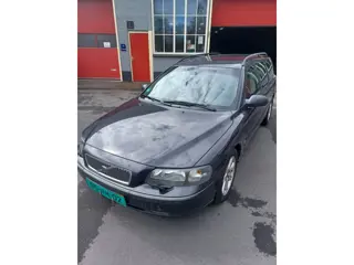 Volvo V70 2.4 Comfort Line met leder interieur