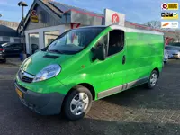 Opel Vivaro 2.5 CDTI L1H1 146PK // clutch slips // koppeling slipt.