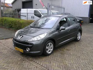 Peugeot 207 1.4-16V XS Pack airco panorama dak APK