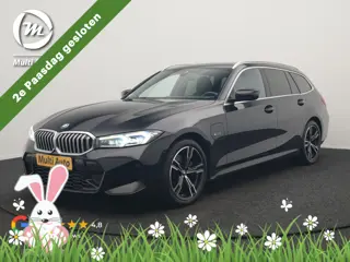 BMW 3 Serie Touring 330e M Sport FACELIFT PHEV 293pk Dealer O.H | Head Up | Alcantara Sportstoelen M