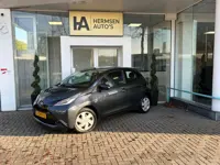 Toyota Aygo 1.0 VVT-i x-play |5drs|Airco|Cam|Navi|