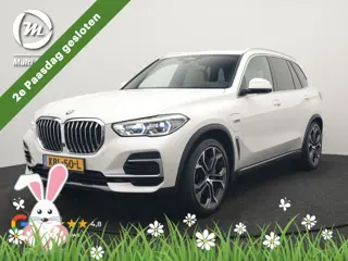 BMW X5 xDrive45e X Line PHEV 395pk Dealer O.H. | Trekhaak Af Fabriek | Luchtvering | Adaptive Cruise