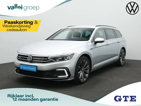 Volkswagen Passat 1.4 TSI 218 pk PHEV GTE | IQ Light | Achteruitrijcamera | Adaptive Cruise | Stuur-