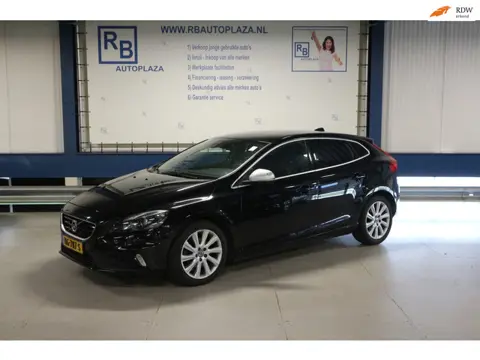 Volvo V40 2.0 D2 R-Design Business NAP/ TREKHAAK/ FULL HISTORIE