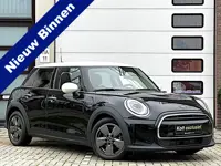 MINI Mini 1.5 Cooper Classic Chili Turbo 136 PK 5 Deurs / Airco / Navigatie / Apple CarPlay / 16" 5 