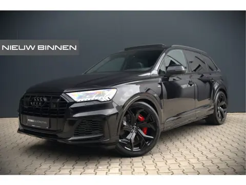 Audi Q7 55 TFSI e quattro Pro Line S S-Line | Bang & Olufsen | Panoramadak | Stoelverwarming | Stuur