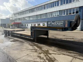 Moessbauer 3 AXLE, LAST AXLE STEERING (bj 1978)