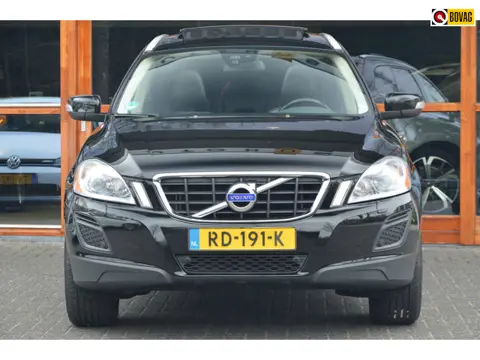 Volvo XC60 5 Cilinder Geartronic Summum | Trekhaak 1600 kg | Panoramadak | Camera | Stoelverwarming 
