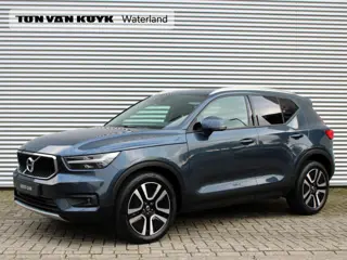 Volvo XC40 1.5 T3 Business Pro Automaat / 19" velgen / Trekhaak / DAB / BLISS