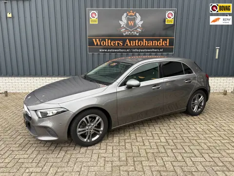 Mercedes-Benz A-klasse 180 Business Solution AMG