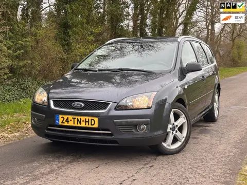 Ford Focus Wagon 1.6-16V Futura | Airco + Cruise control Nu € 1.950,-!!!