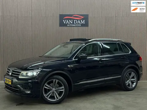 Volkswagen Tiguan 1.5 TSI ACT R-Line 2019 PANO LEDER LED CAMERA